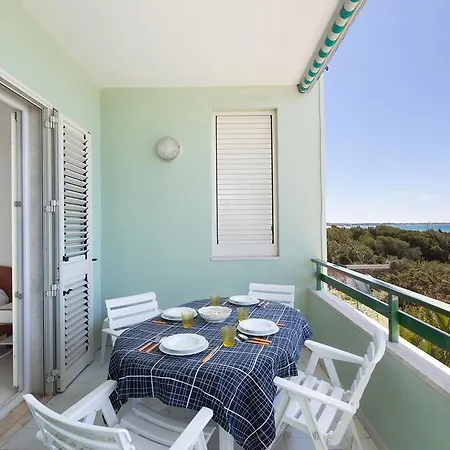 Apartment La Playa