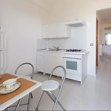 Apartment La Playa *